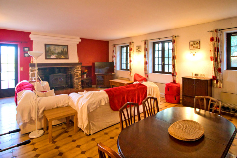 French property for sale in Le Lude, Sarthe - €239,995 - photo 2