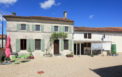 Maison à vendre à Les Éduts, Charente-Maritime, Poitou-Charentes, avec Leggett Immobilier