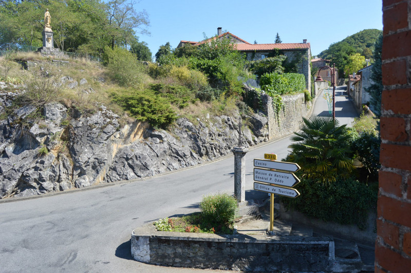 French property for sale in Barbazan, Haute-Garonne - €246,000 - photo 6
