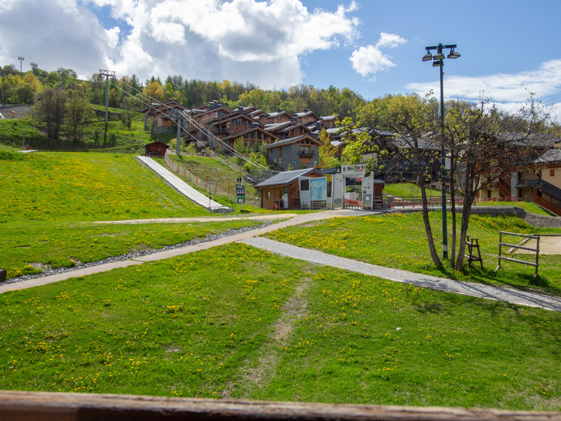 Ski property for sale in Saint Martin de Belleville - €340,000 - photo 1