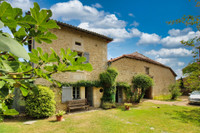 houses and homes for sale inBourdeillesDordogne Aquitaine