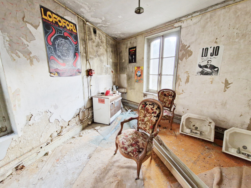 French property for sale in Aubusson, Creuse - €23,000 - photo 1