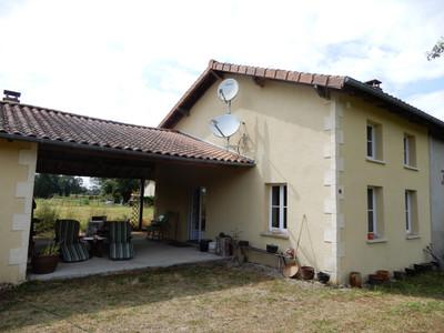 Maison à vendre à Videix, Haute-Vienne, Limousin, avec Leggett Immobilier