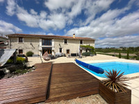 Maison à vendre à Coteaux-du-Blanzacais, Charente - 439 900 € - photo 1