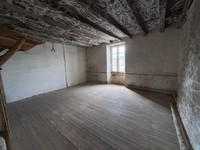 Maison à vendre à Saint-Laurent-de-la-Salle, Vendée - 36.600 € - photo 10