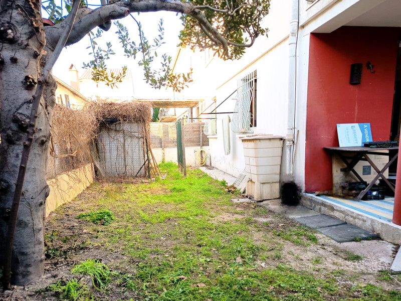 French property for sale in Avignon, Vaucluse - €185,000 - photo 8