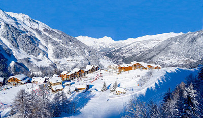 Ski property for sale in Sainte Foy - €1,050,000 - photo 6