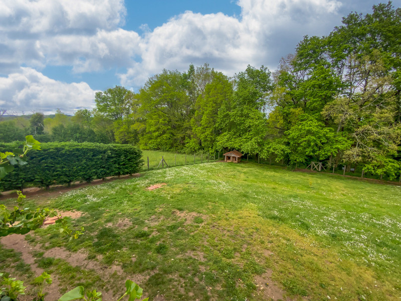 House for sale in Montignac Dordogne Black Perigord Contemporary