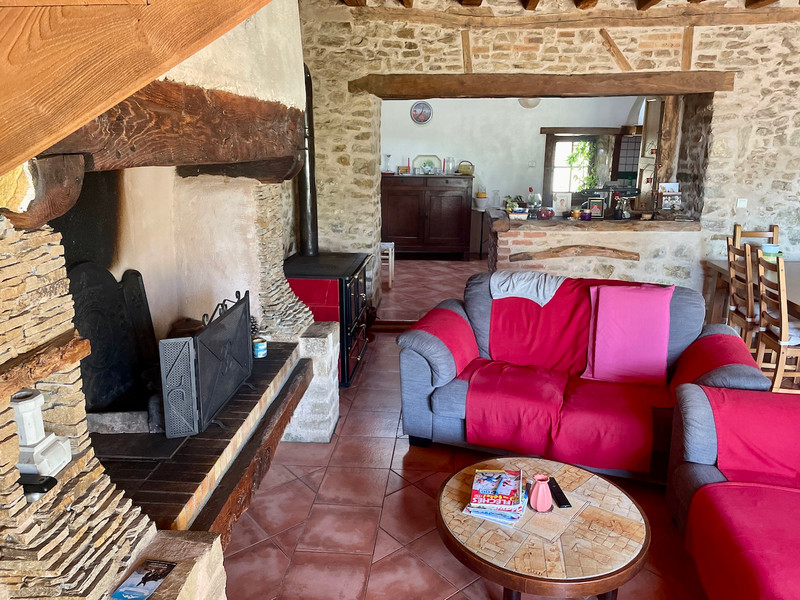 French property for sale in Saint-Jory-de-Chalais, Dordogne - €205,070 - photo 5