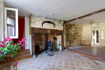 French property for sale in Perpezac-le-Noir, Corrèze - €99,000 - photo 3