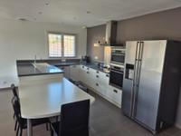 Maison à vendre à Rochefort-du-Gard, Gard - 415.000 € - photo 3