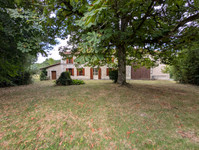 Maison à vendre à Le Pin, Charente-Maritime - 214.000 € - photo 2