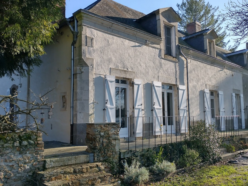 Maison à vendre à Pincé, Sarthe - 355.100 € - photo 1