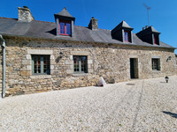 Maison à vendre à Lanrodec, Côtes-d'Armor - 247.000 € - photo 1