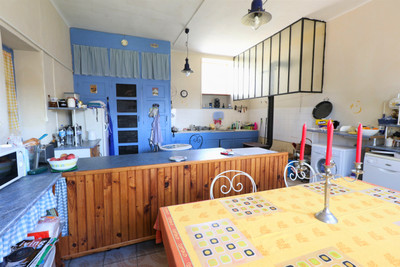 French property for sale in Sauzé-Vaussais, Deux-Sèvres - €140,400 - photo 1
