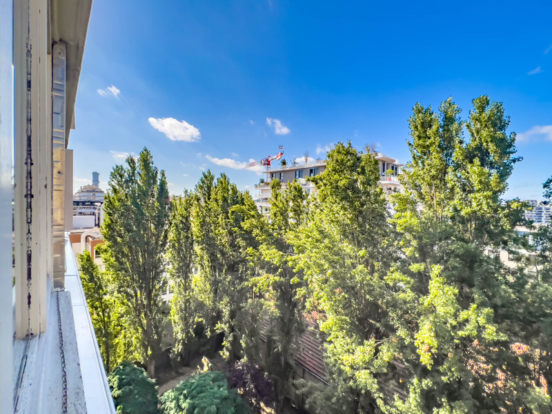 French property for sale in Clichy, Hauts-de-Seine - €375,000 - photo 5