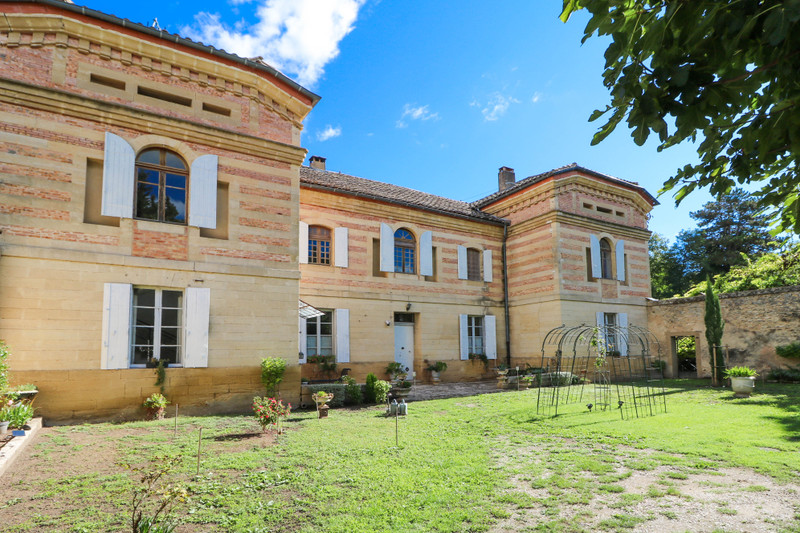 chateau for sale in Languedoc-Roussillon (Occitanie)