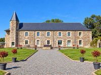 Propriété à vendre à Plévin, Côtes-d'Armor - 815 000 € - photo n°1