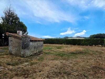 French property for sale in Dignac, Charente - €180,000 - photo 9