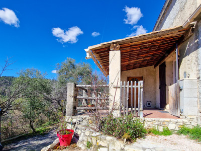 French property for sale in Lucéram, Alpes-Maritimes - €329,000 - photo 11
