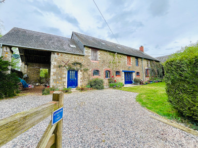 French property for sale in Saint-Martin-des-Landes, Orne - €275,000 - photo 1