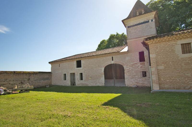 French property for sale in Clairac, Lot-et-Garonne - €1,000,000 - photo 14