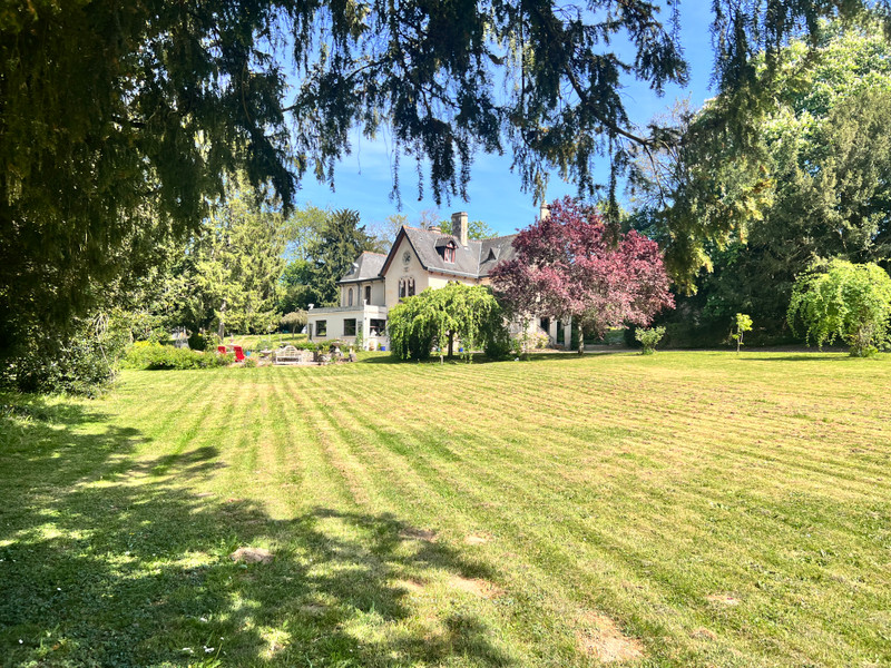 Propriété à vendre à Clécy, Calvados - 645 000 €