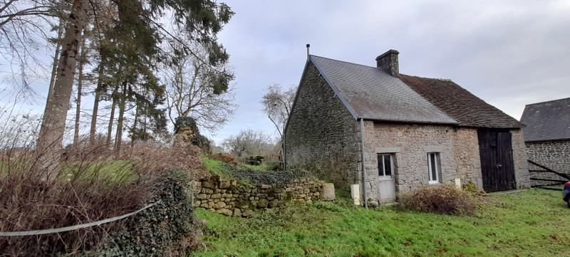 Maison à vendre à Putanges-le-Lac, Orne - 31.000 € - photo 1