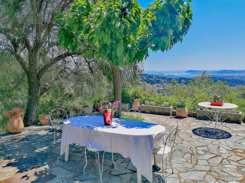 Maison à vendre à Ollioules, Var - 645.000 € - photo 1