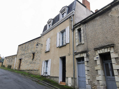 French property for sale in Thouars, Deux-Sèvres - €172,800 - photo 3