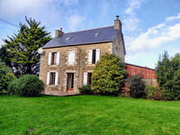 French property, houses and homes for sale in Plougonver Côtes-d'Armor Brittany