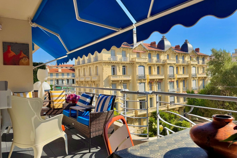 French property for sale in Nice, Alpes-Maritimes - €990,000 - photo 6