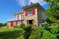 Panoramic view for sale in Queyssac-les-Vignes Corrèze Limousin