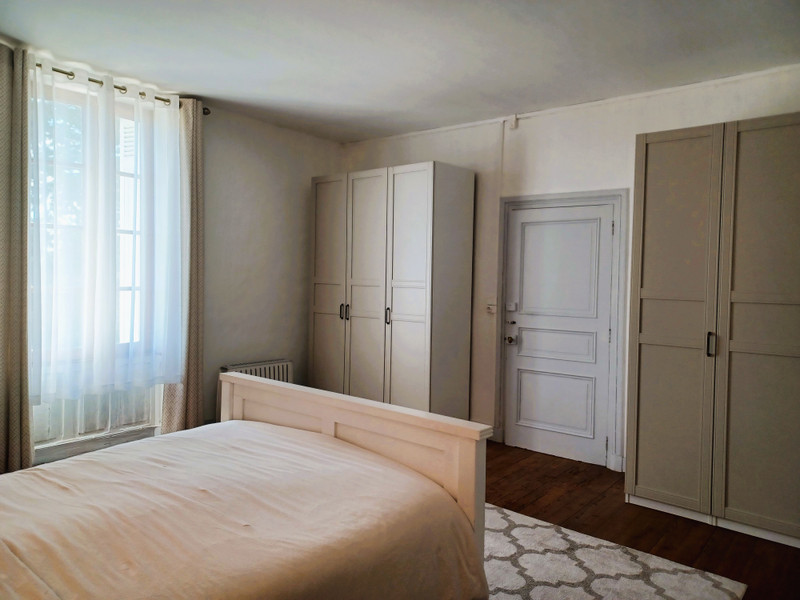 French property for sale in Ménigoute, Deux-Sèvres - €235,400 - photo 6