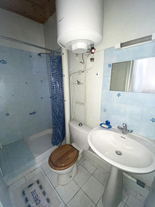French property for sale in Amélie-les-Bains-Palalda, Pyrénées-Orientales - €59,000 - photo 4