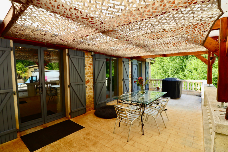 French property for sale in Souffrignac, Charente - €129,000 - photo 3