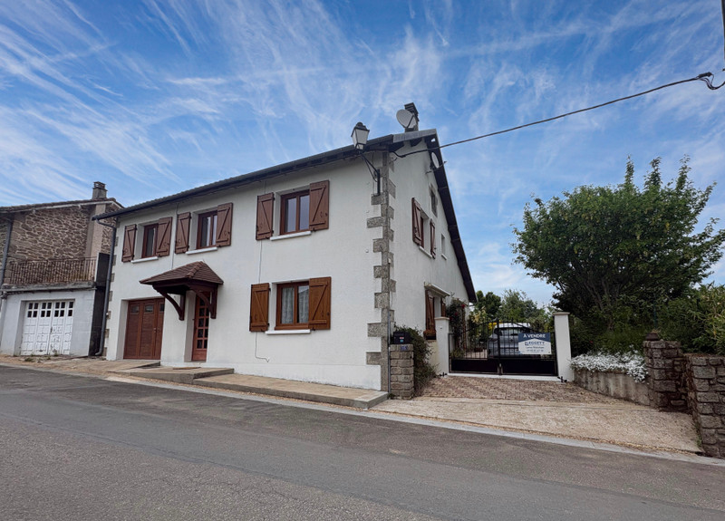 Propriété à vendre à Saint-Saud-Lacoussière, Dordogne - 194 400 €