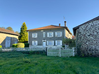 Maison à vendre à Montembœuf, Charente - 119.900 € - photo 1