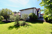 Propriété à vendre à Montbron, Charente - 260 000 € - photo n°2