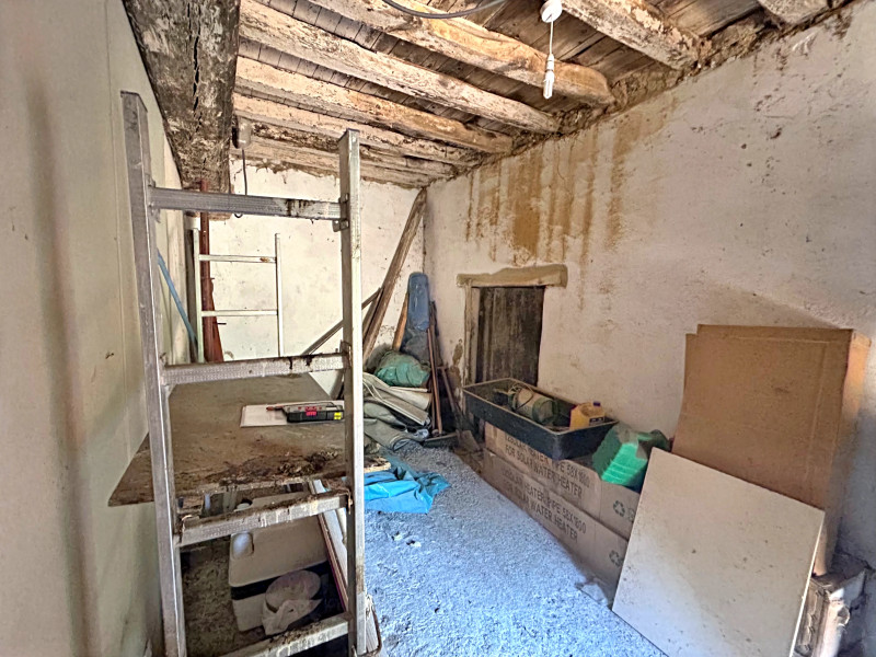 French property for sale in Brée, Mayenne - €48,000 - photo 6