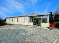 Propriété à vendre à L'Hermenault, Vendée - 225 000 € - photo n°1