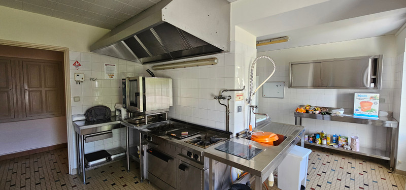 French property for sale in Chaillé-les-Marais, Vendée - €939,000 - photo 6