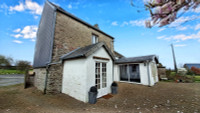 Propriété à vendre à Tinchebray-Bocage, Orne - 99 000 € - photo n°1