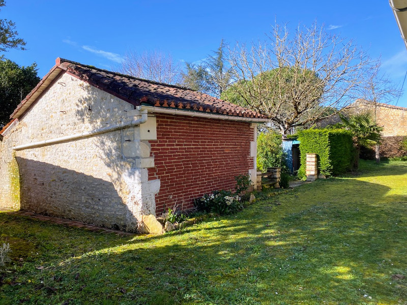 French property for sale in Val-de-Bonnieure, Charente - €15,000 - photo 8