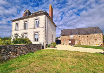 house for sale in Mayenne