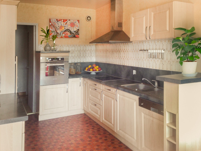 French property for sale in Espalion, Aveyron - €199,999 - photo 3