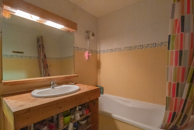 French property for sale in Bozel, Savoie - €340,000 - photo 6