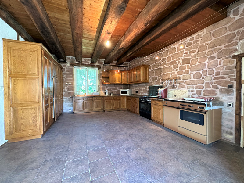 French property for sale in Hautefort, Dordogne - €689,000 - photo 7