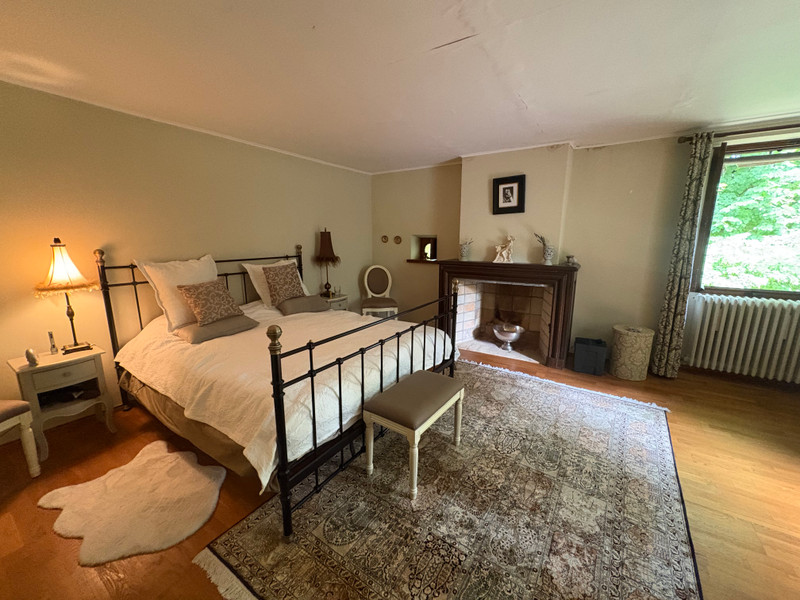 French property for sale in Saint-Jory-de-Chalais, Dordogne - €583,000 - photo 4
