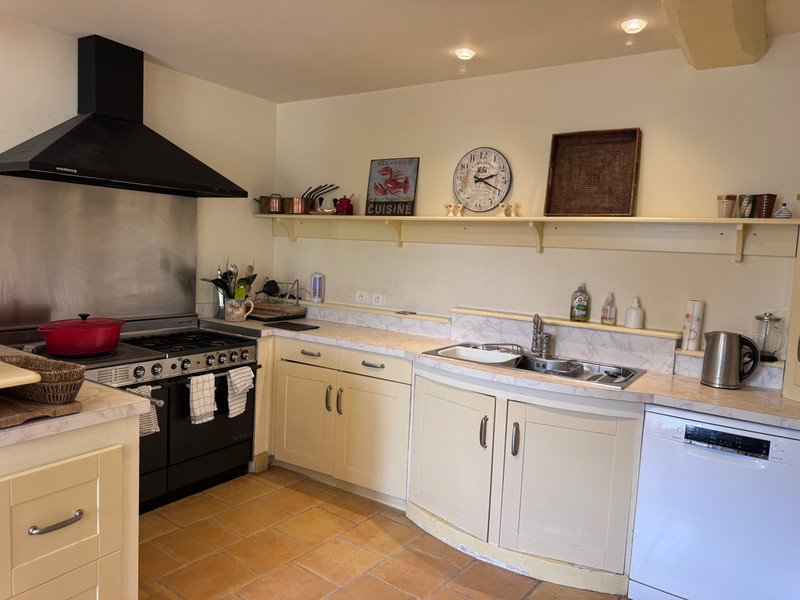 French property for sale in Lignières-Sonneville, Charente - €370,000 - photo 5